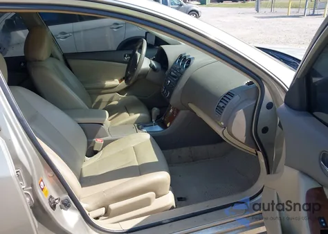 2009 Nissan Altima 2.5 S from USA, damaged, VIN 1N4AL21EX9C173267